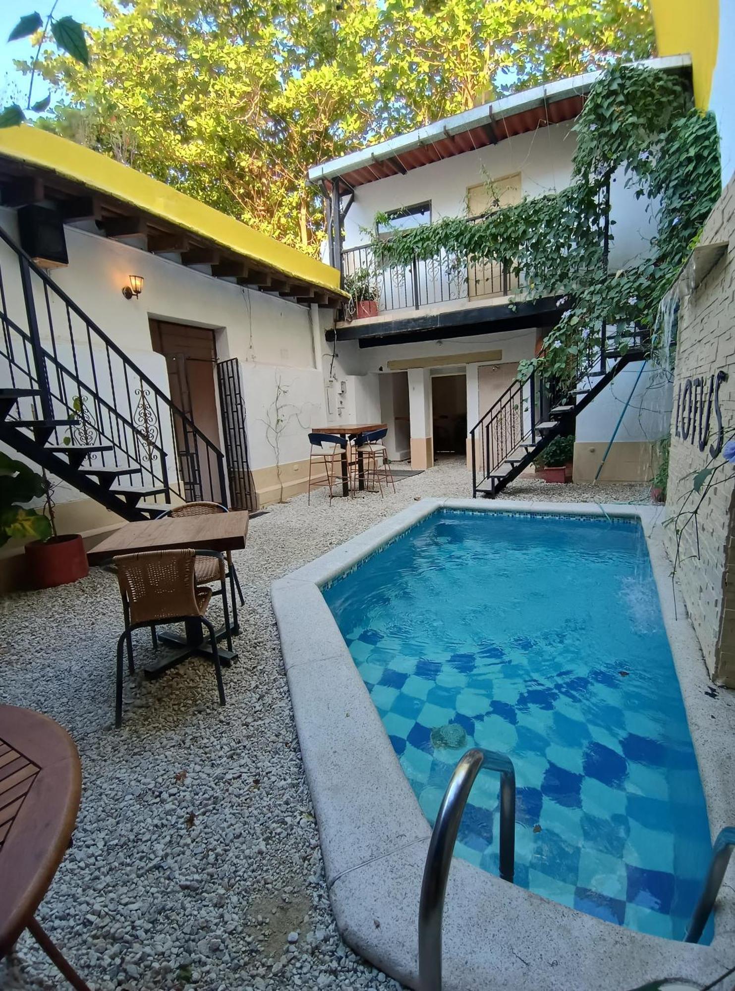 Lotus Central Hotel Santa Marta  Bagian luar foto